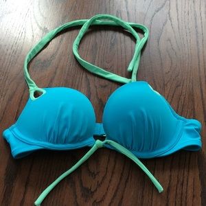 Victoria’s Secret bikini top